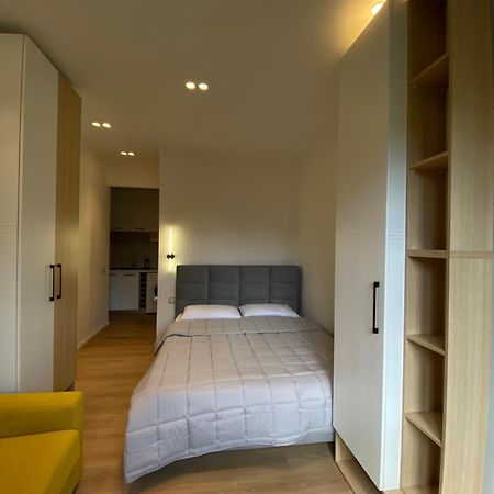 Cozycomfy Studio Тирана Екстер'єр фото
