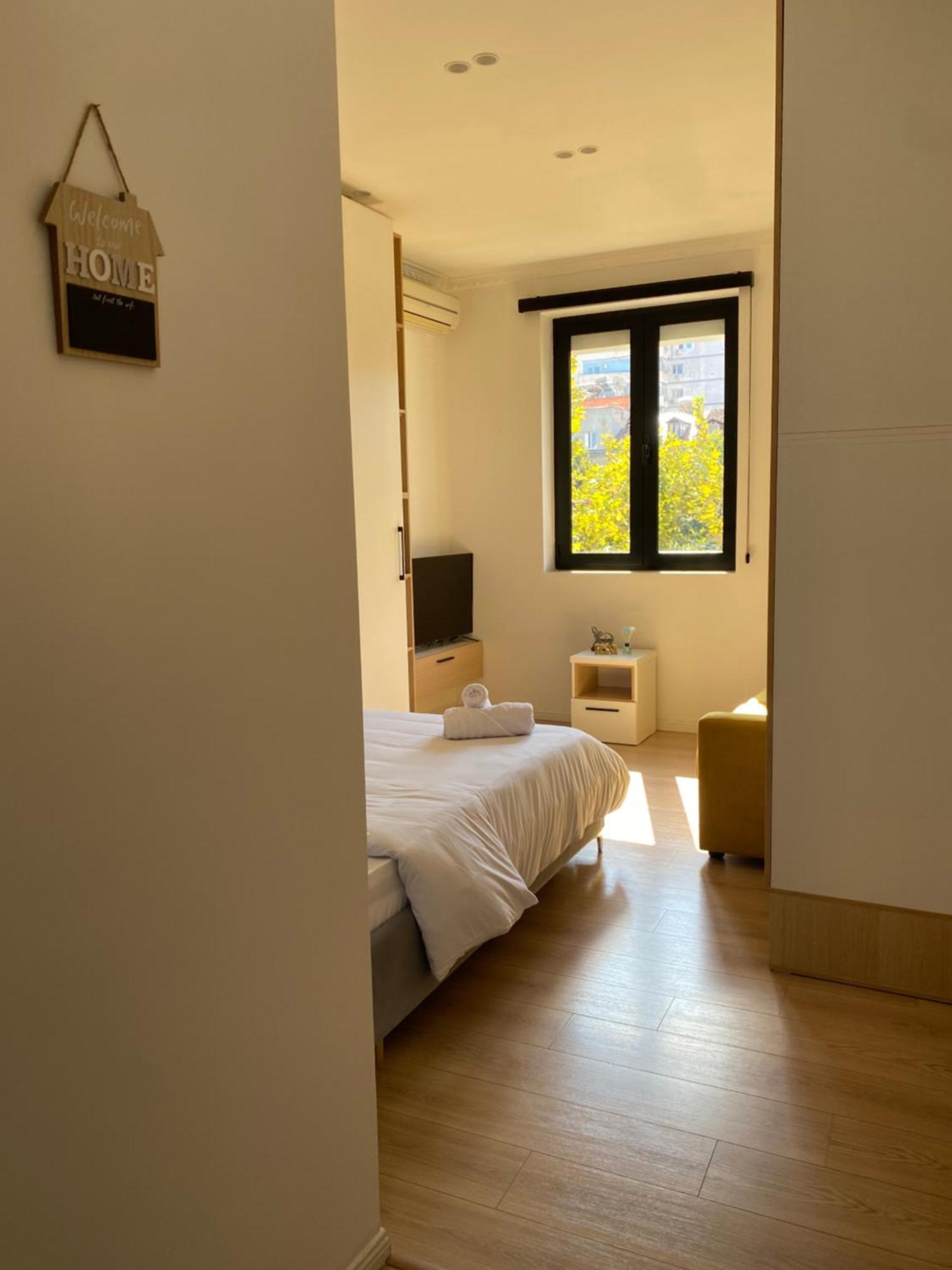 Cozycomfy Studio Тирана Екстер'єр фото