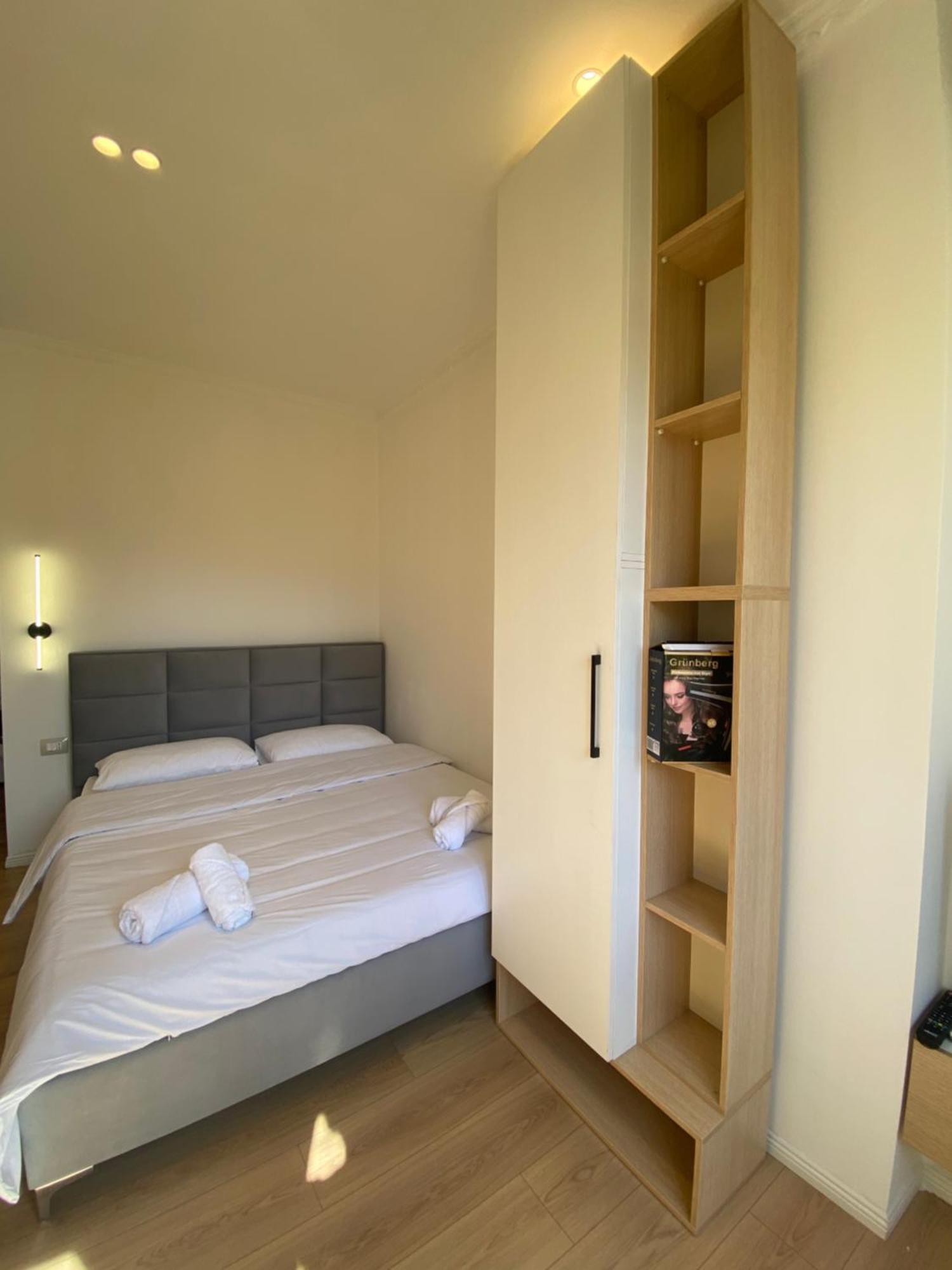 Cozycomfy Studio Тирана Екстер'єр фото