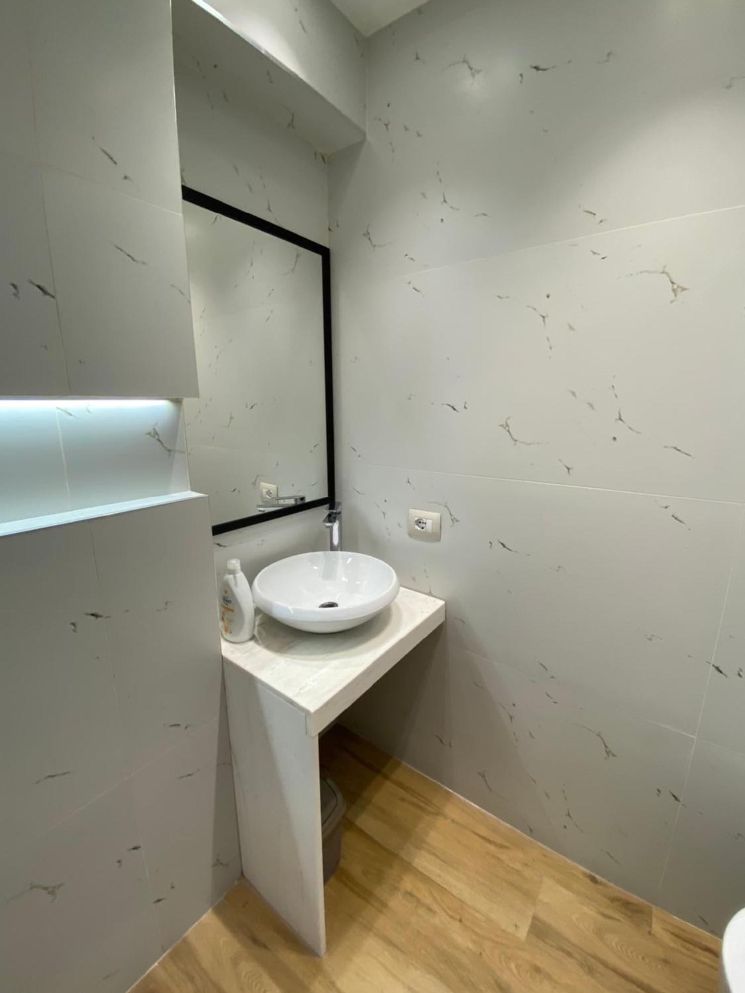 Cozycomfy Studio Тирана Екстер'єр фото